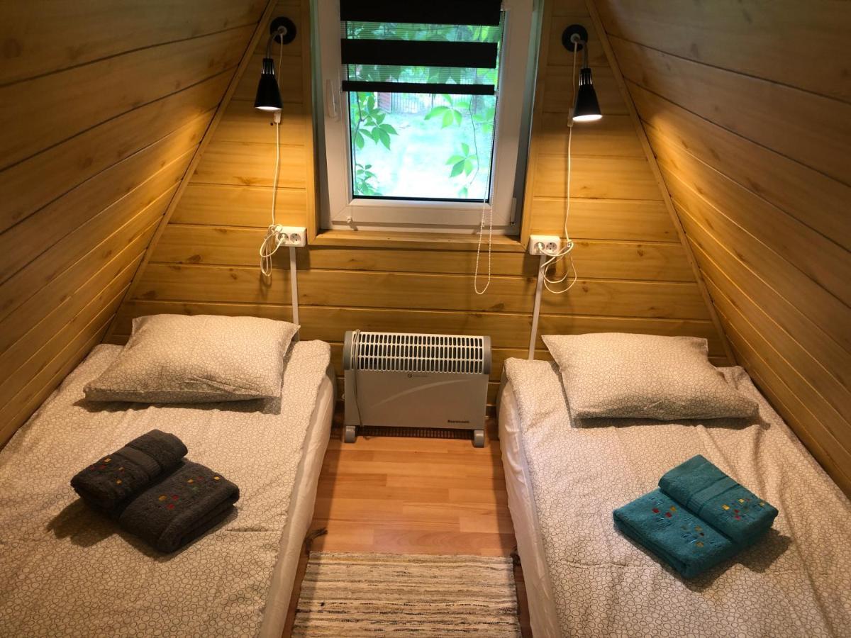 Letnisko Symsar 6, Drewniany Letniskowy Z Ogrodem Lodge *